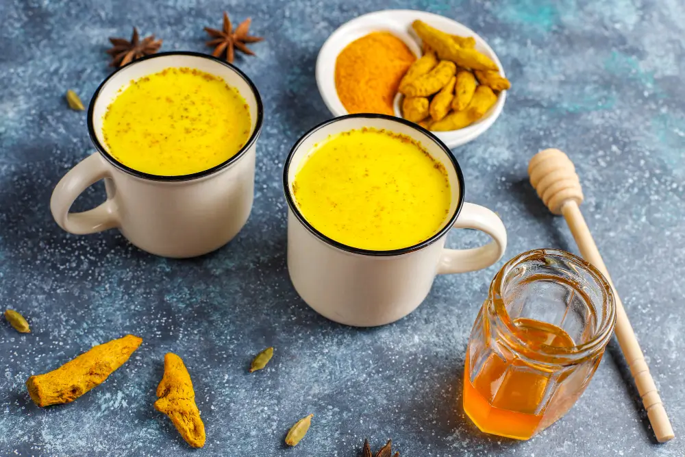 Golden Milk (Turmeric Latte) - Anti-Inflammatory Wellness Drink